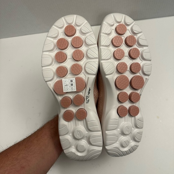 Skechers Women's Gowalk 6 Slip-On Pink 124502-LTPK Size 11 - Picture 8 of 13